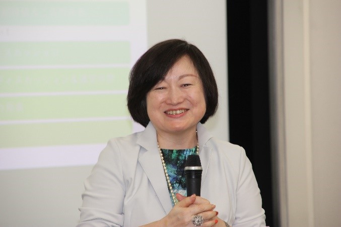 伊藤かつらさん